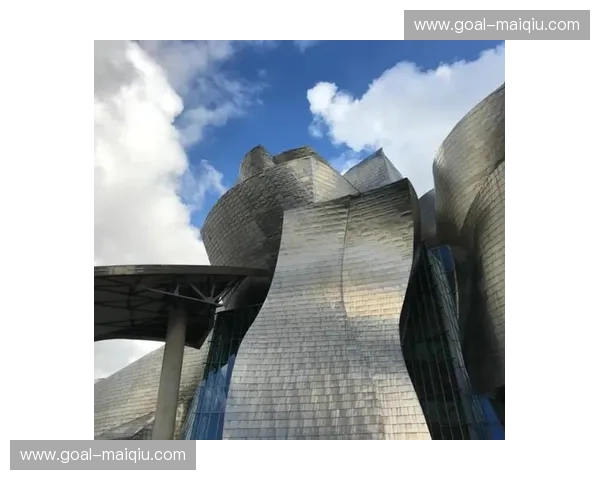 安达卢西亚的阳光与巴斯克的风：马拉加与毕尔巴鄂的足球双城记